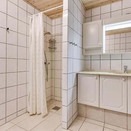 Tascha - 1-5km From The Sea By Interhome *